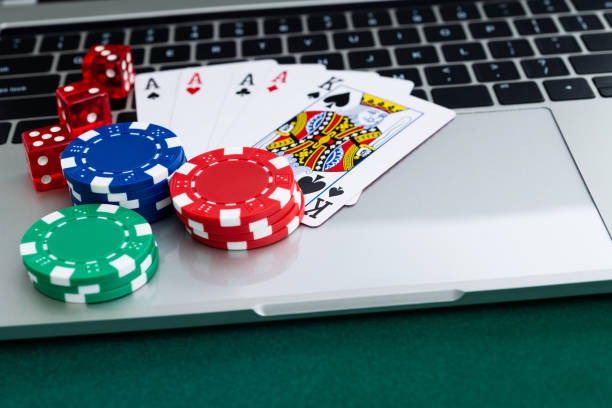 game judi app interface showing sportsbook and live-dealer options